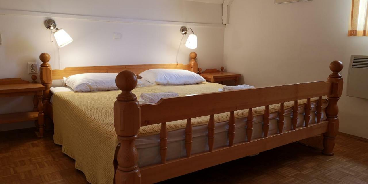 Villa Apartma Marija Hiska 79 Catez ob Savi Exterior foto